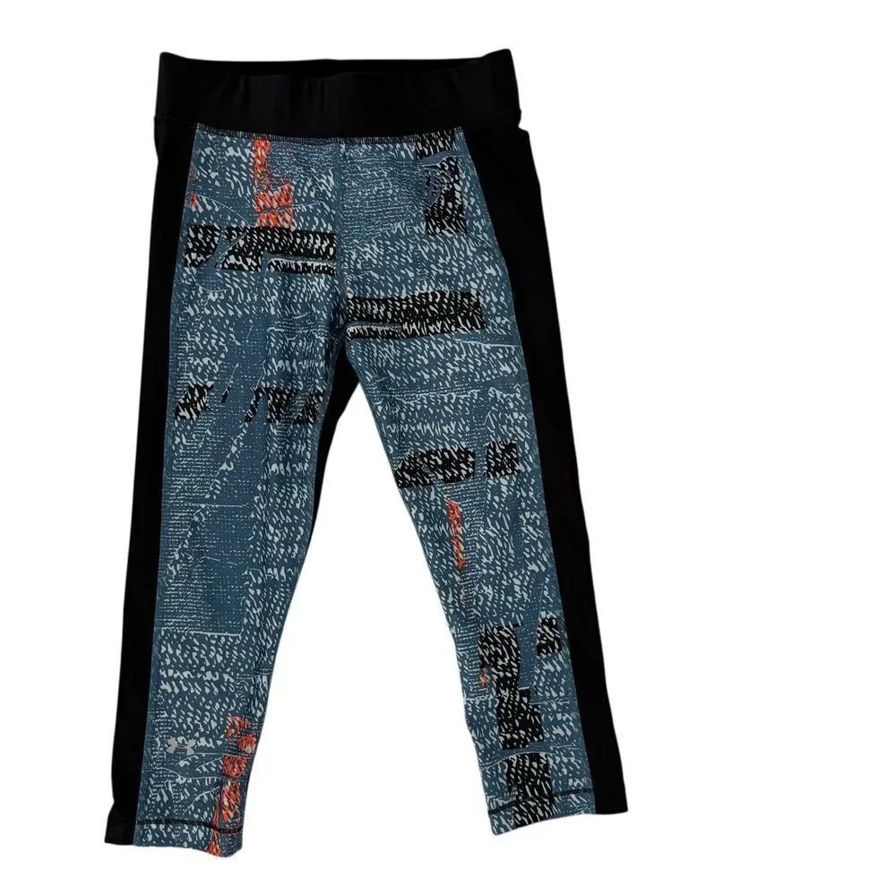 Under Armour Compression Leggings Womens Size M Heat Gear Cropped Multicolor